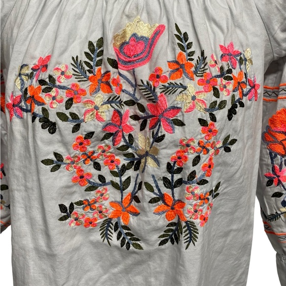 Free People embroidered tunic blouse size small NWOT - Picture 3 of 3